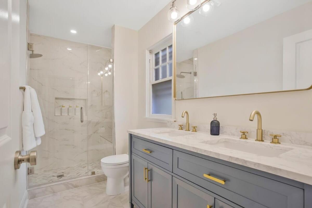 Stylish + Fresh Bungalow 2 Blocks From N-Mc Stadium Annapolis Eksteriør billede